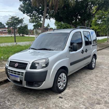 FIAT DOBLÒ 1.8 MPI ESSENCE 7L 16V FLEX 4P MANUAL FIAT DOBLÒ 1.8 MPI ESSENCE 7L 16V FLEX 4P MANUAL